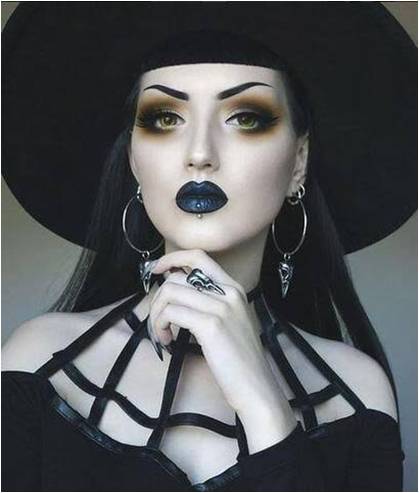 Goth Makeup How-To and Tips